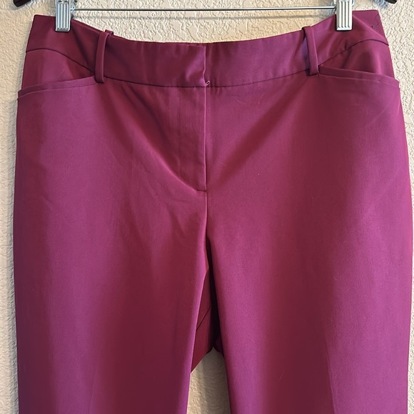 EUC - Liz Claiborne Aurora size 12 Cabernet maroon pants pockets and belt loops - Picture 2 of 6